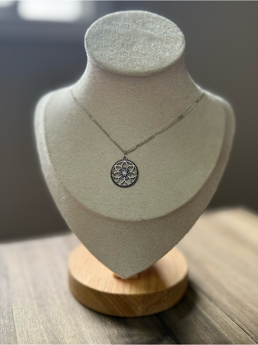 Silver Floral Mandala Pendant Necklace - Women Jewelry